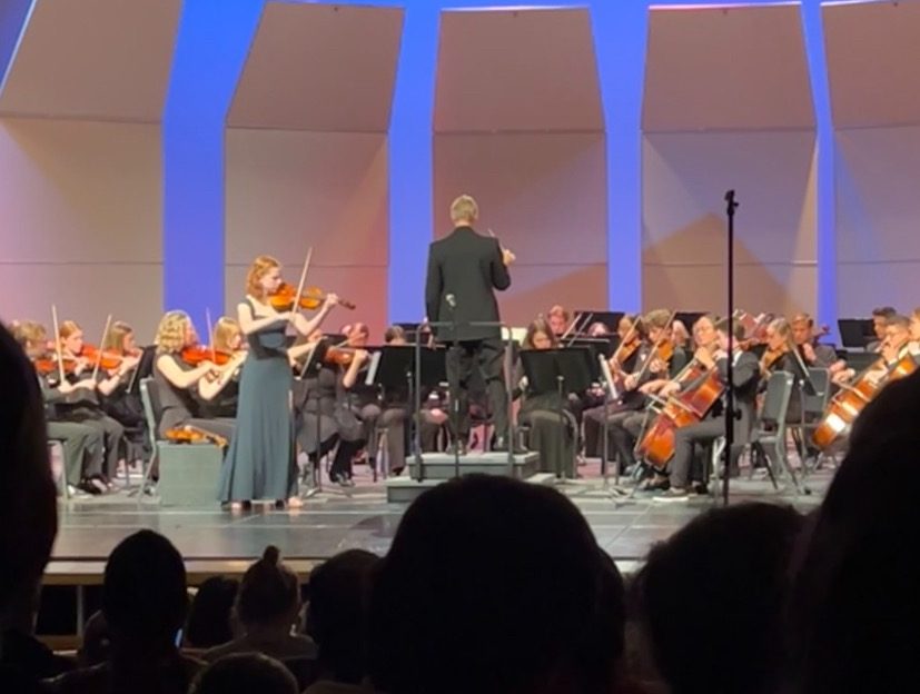 Ashlyn Elder and her Performance with Orchestra